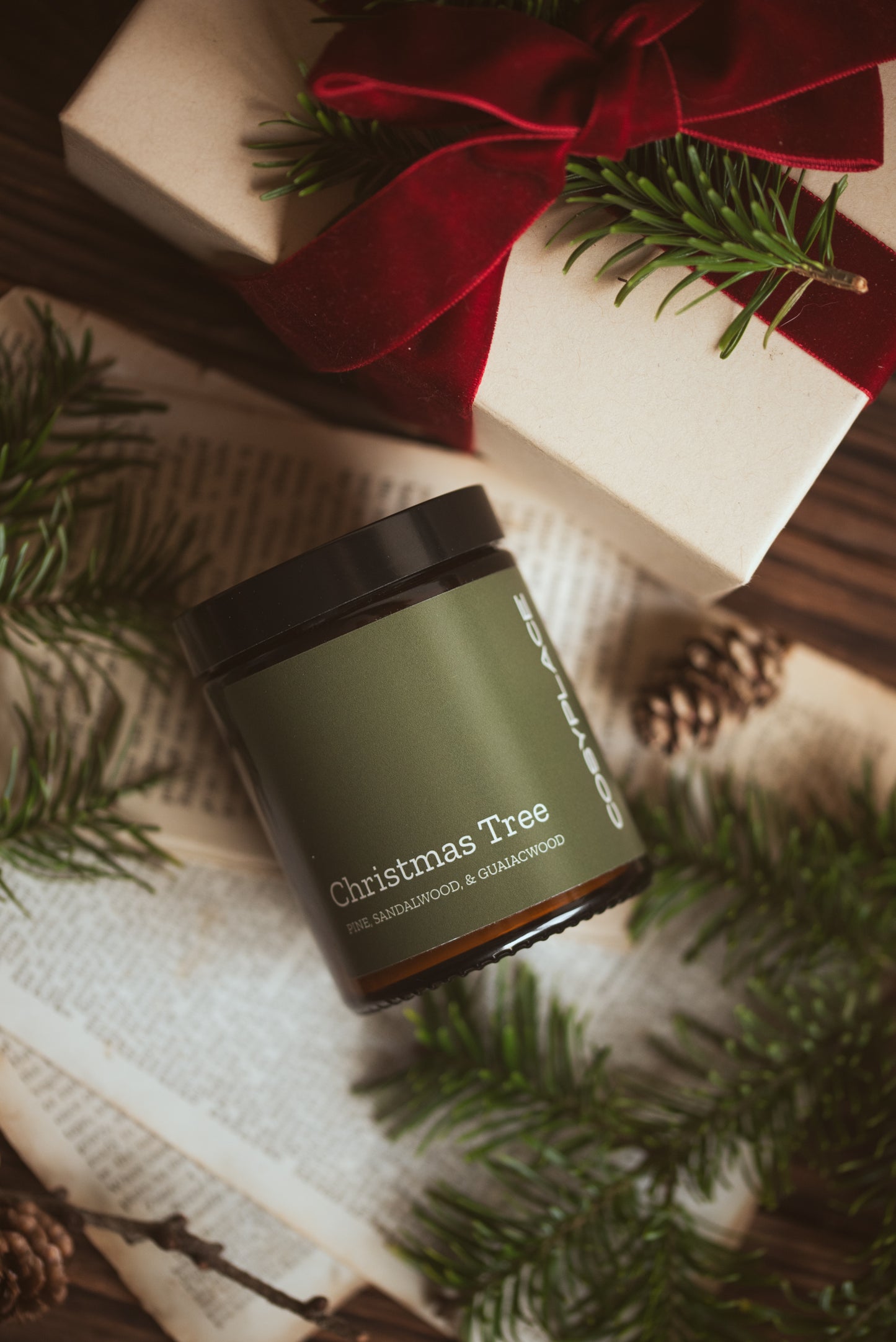 CHRISTMAS TREE - Nordic Spruce and Cedarwood scented Soy Candle