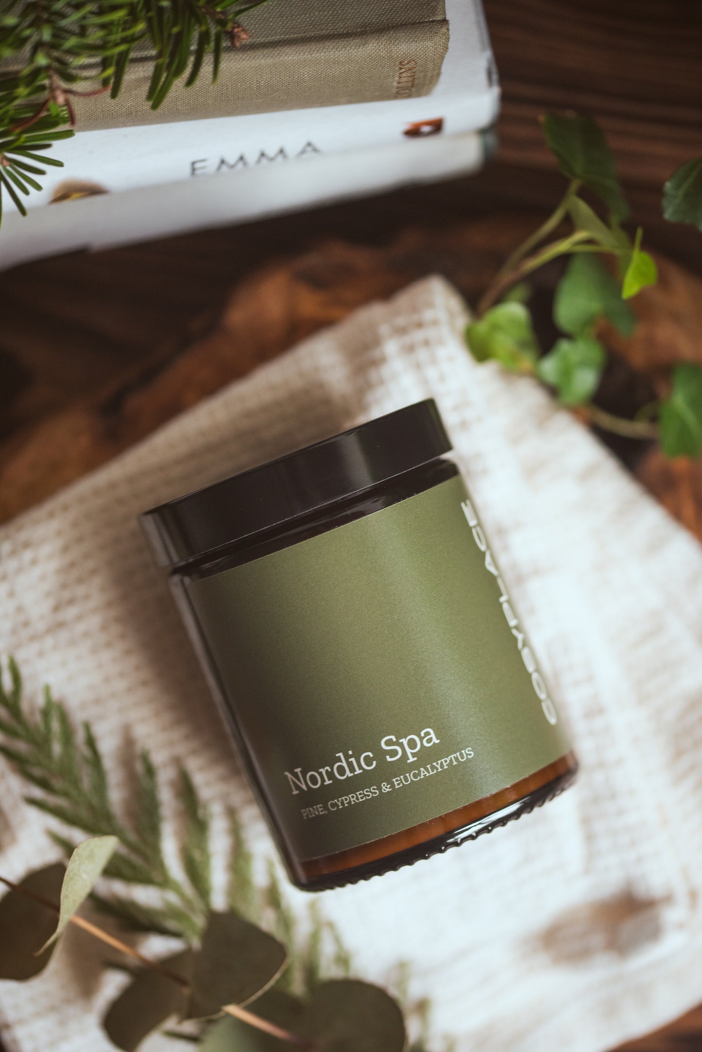 NORDIC SPA - Nordic Pine, Peppermint & Eucalyptus Toxin Free Scented  Soy Candle