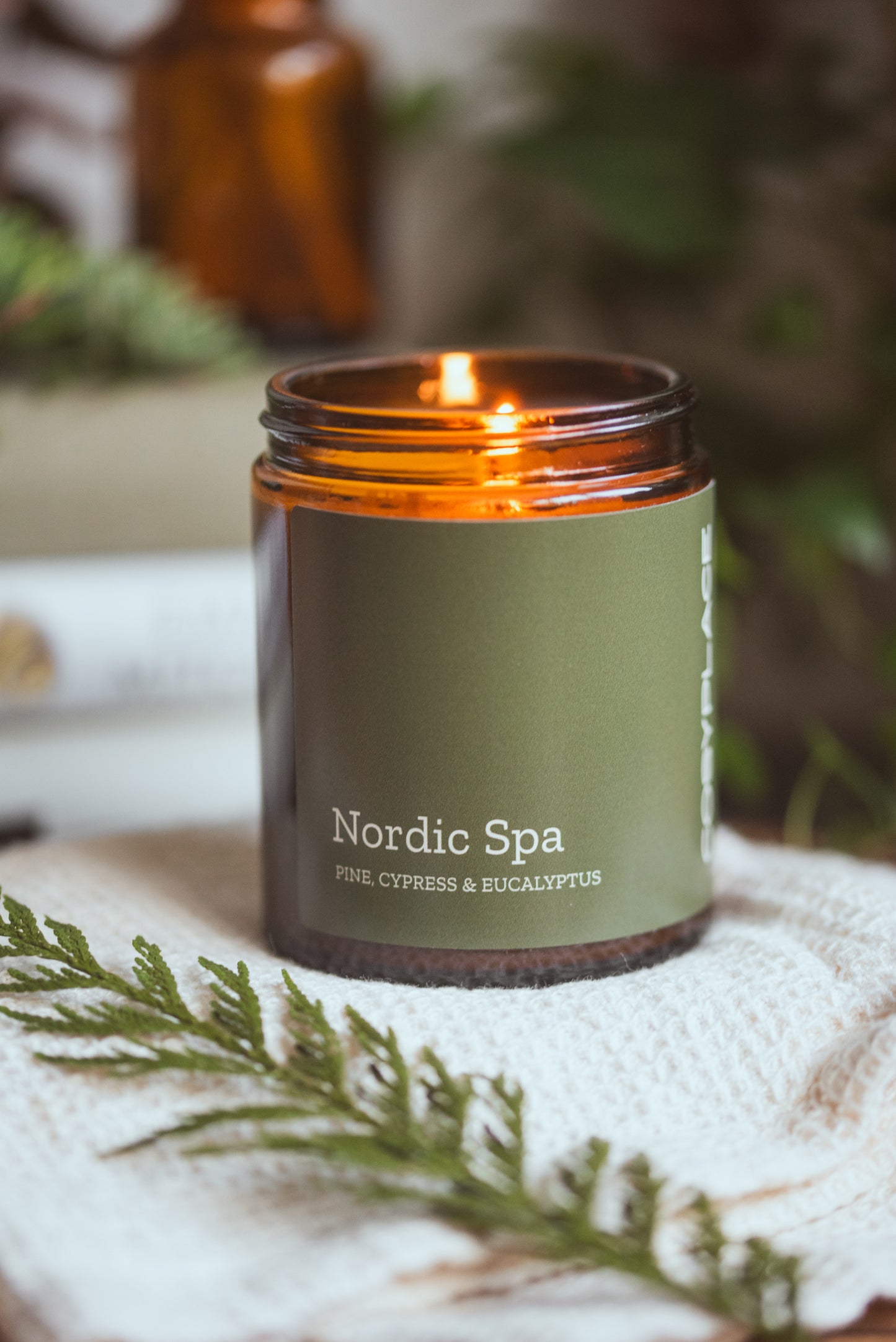 NORDIC SPA - Nordic Pine, Peppermint & Eucalyptus Toxin Free Scented  Soy Candle