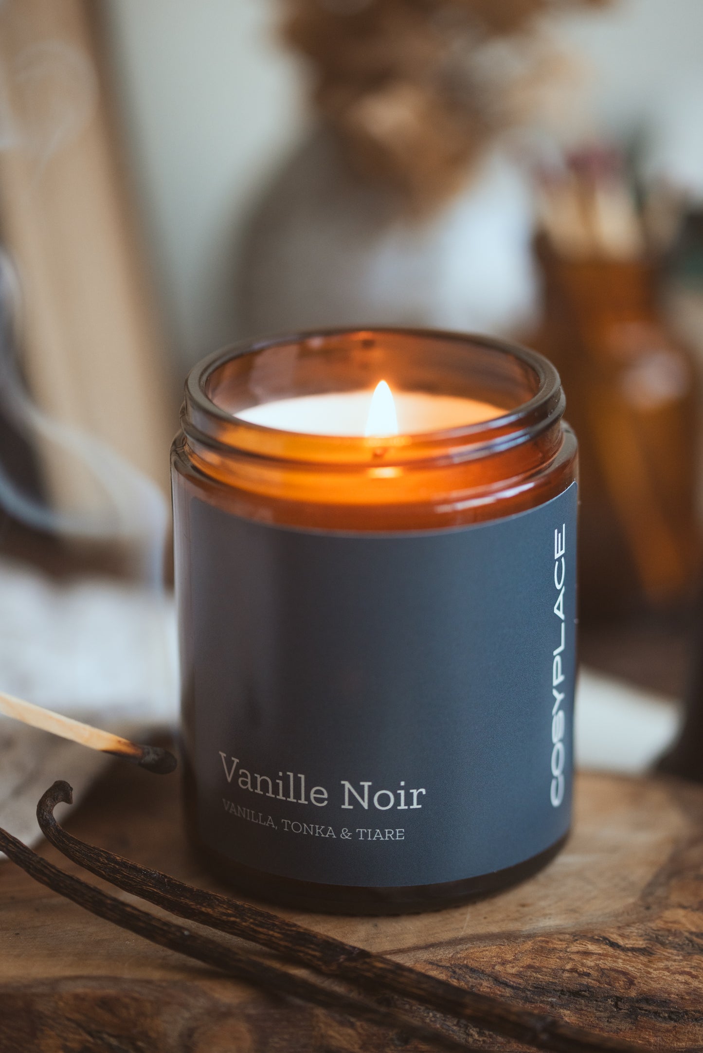 VANILLE NOIR - Vanilla & Tonka Bean Phthalate Free Vegan Scented Soy Candle - COSYPLACE CANDLES